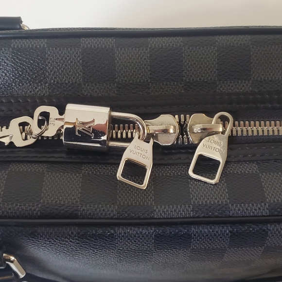 Louis Vuitton Porte-Documents Voyage PM - Picture 2 of 14